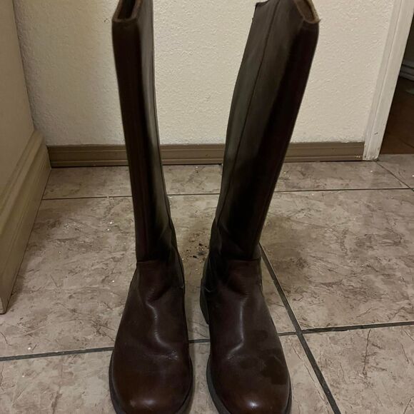 Ugg Women's Brown Boots - Picture 10 of 12